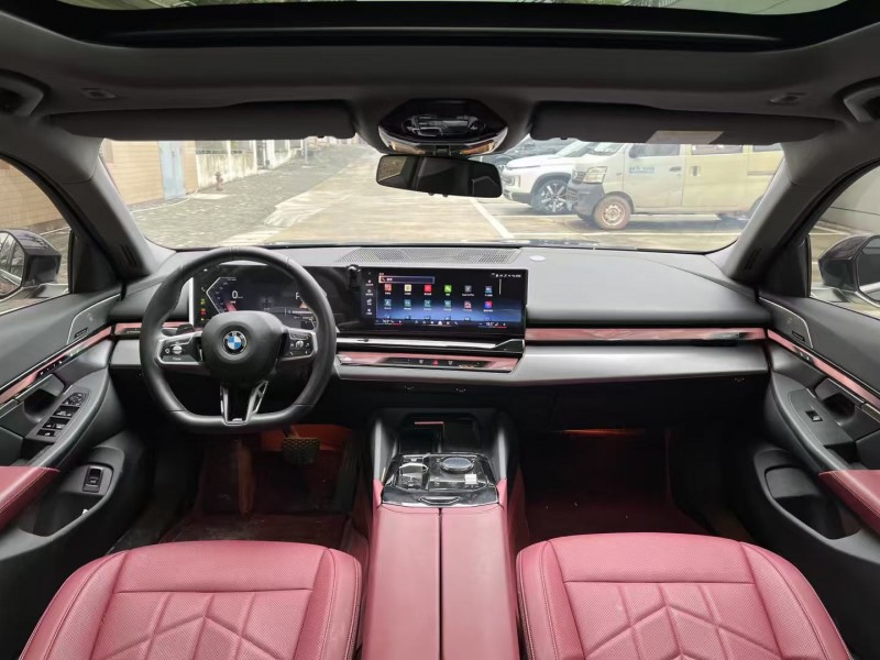 重庆24年宝马5系3