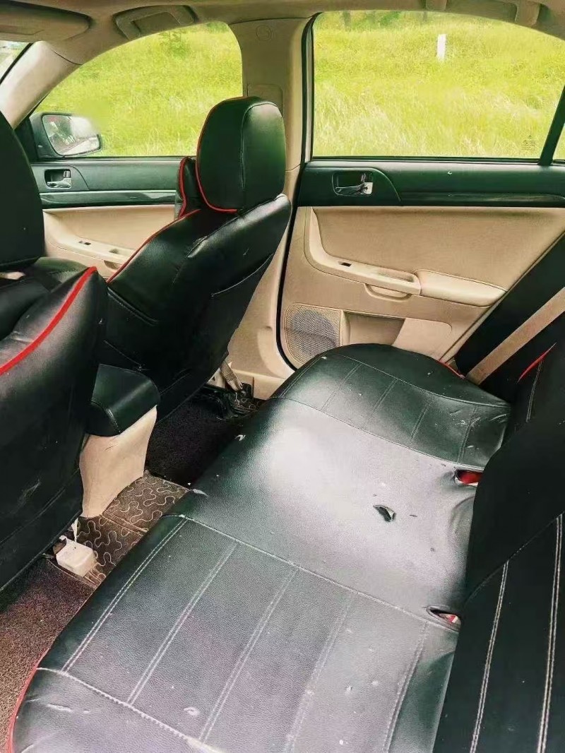 菏泽12年三菱翼神5