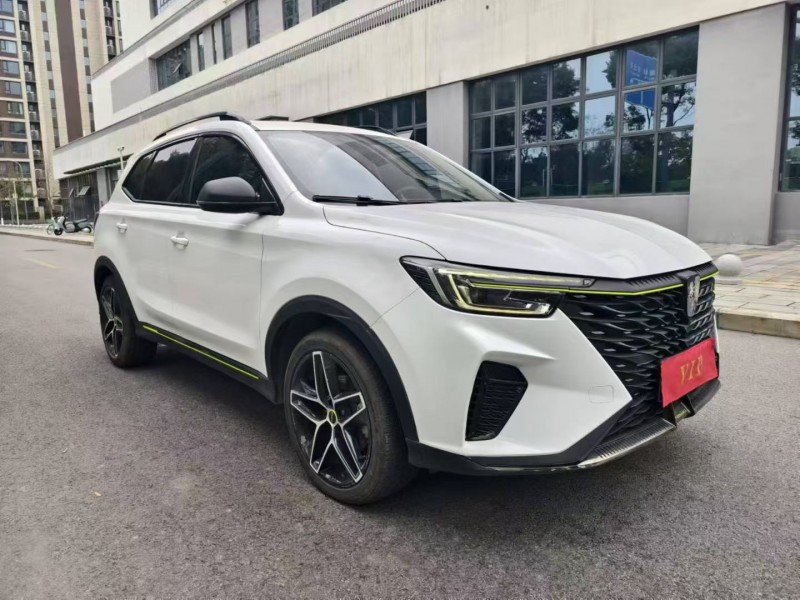 成都22年荣威RX52