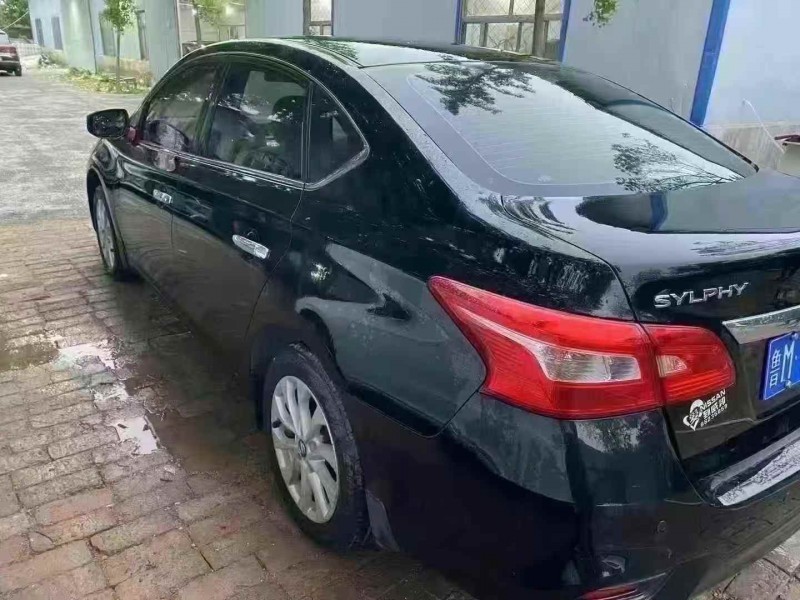 济宁19年日产轩逸7