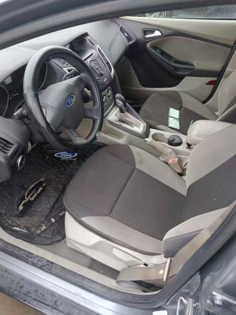 菏泽12年福特福克斯6