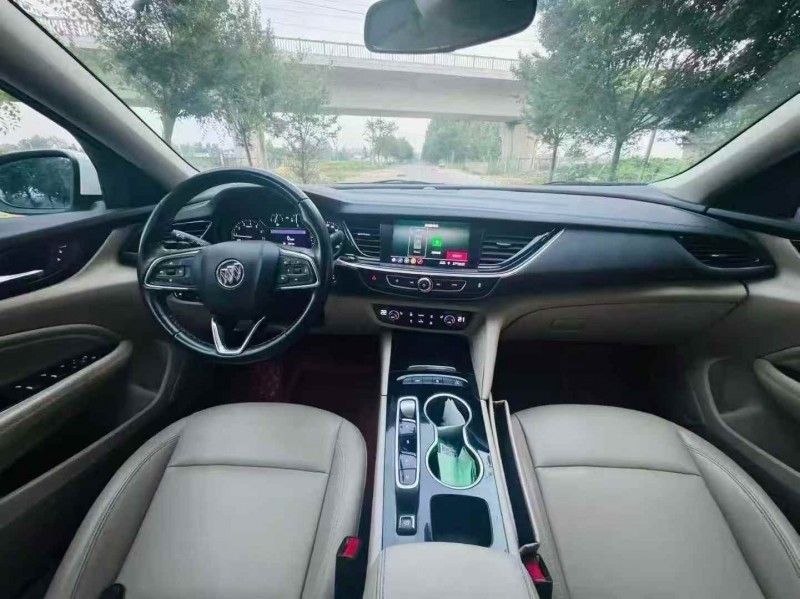 苏州21年别克君威4