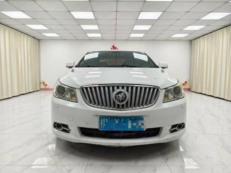 成都13年别克君越1