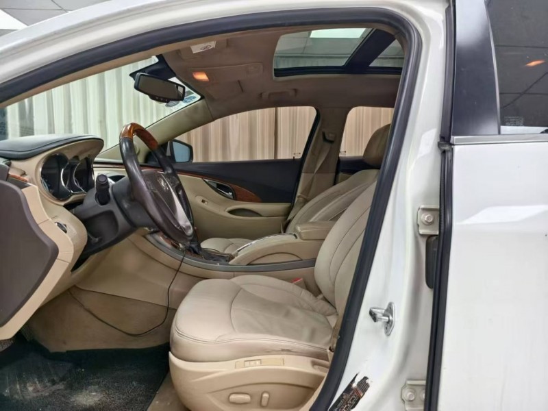 成都13年别克君越4