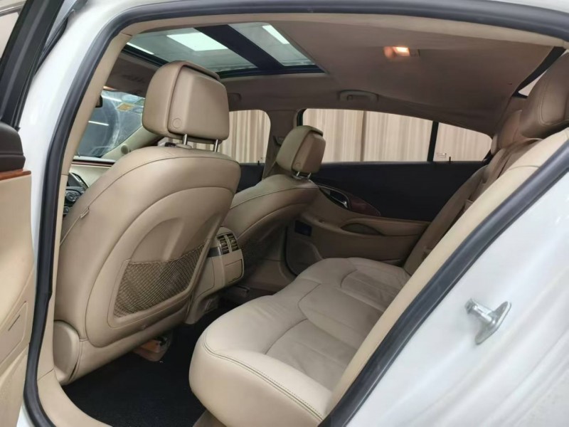 成都13年别克君越5