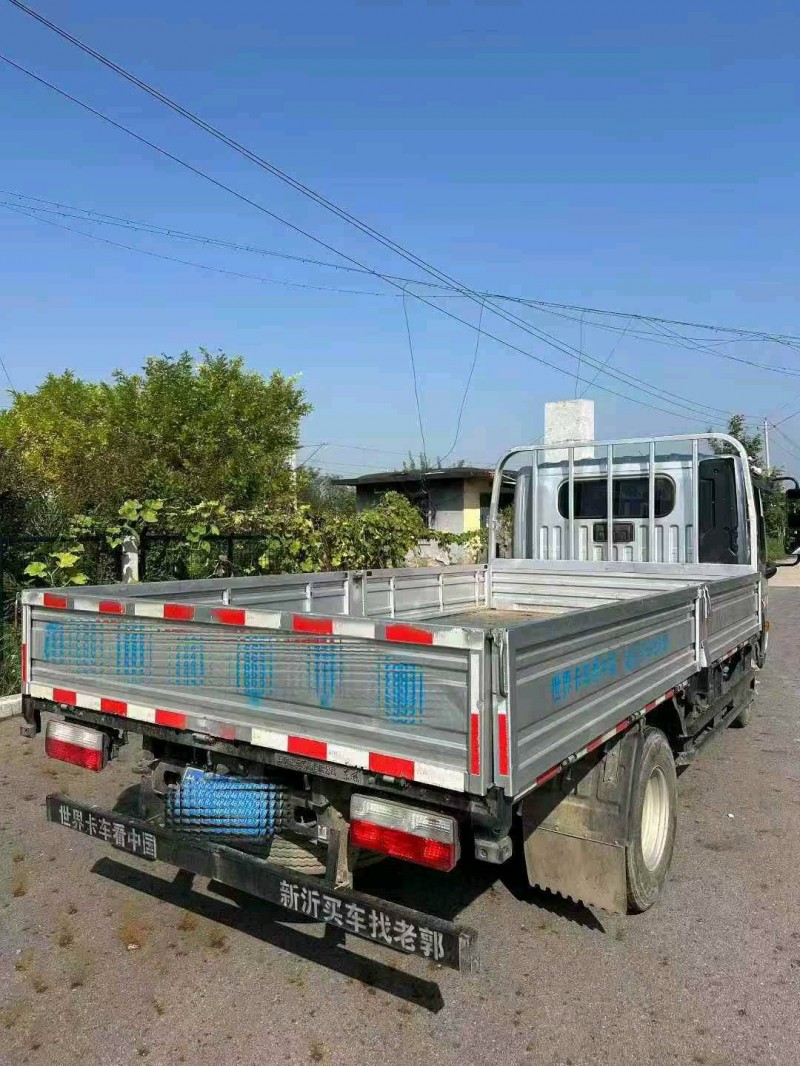 烟台24年东风多利卡8