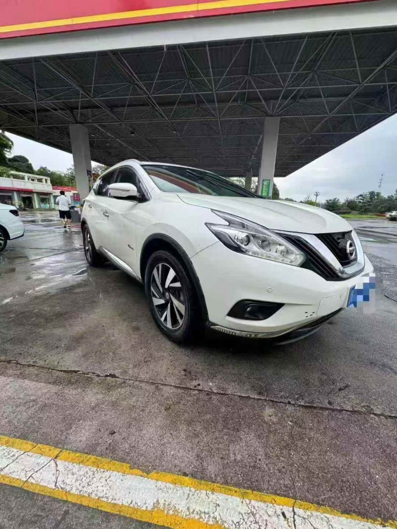 安阳17年日产楼兰3