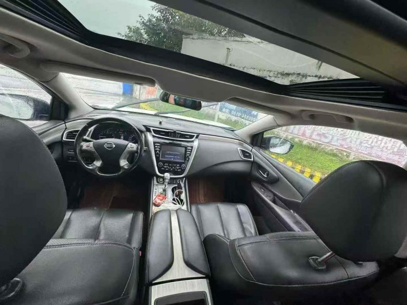 安阳17年日产楼兰4