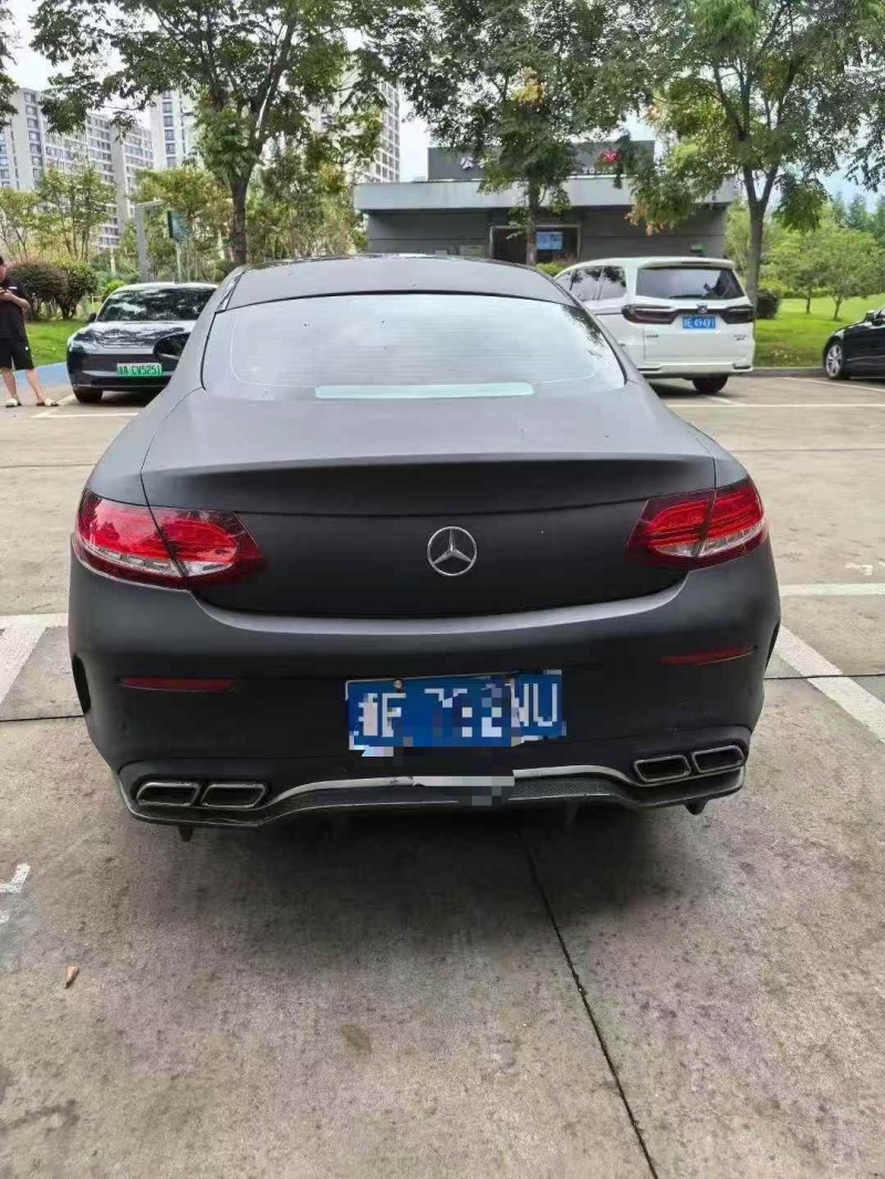 温州18年奔驰C9