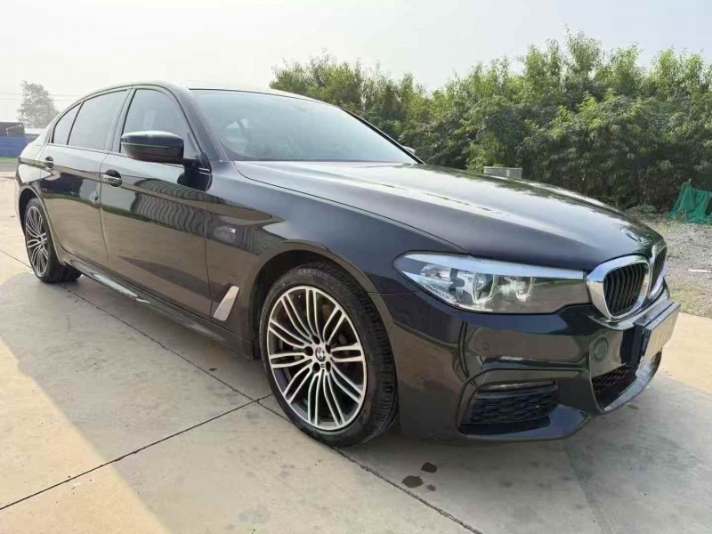 潍坊19年宝马5系3