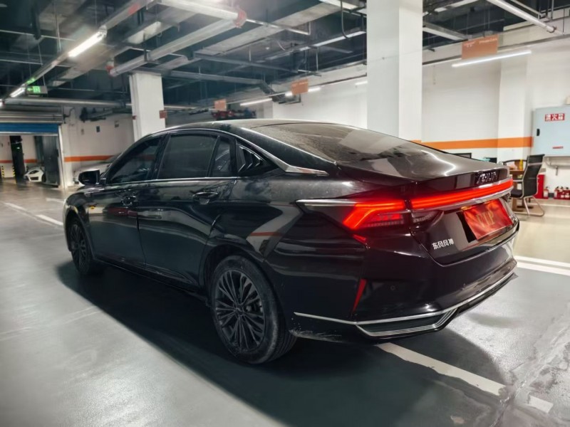 成都23年东风奕炫8