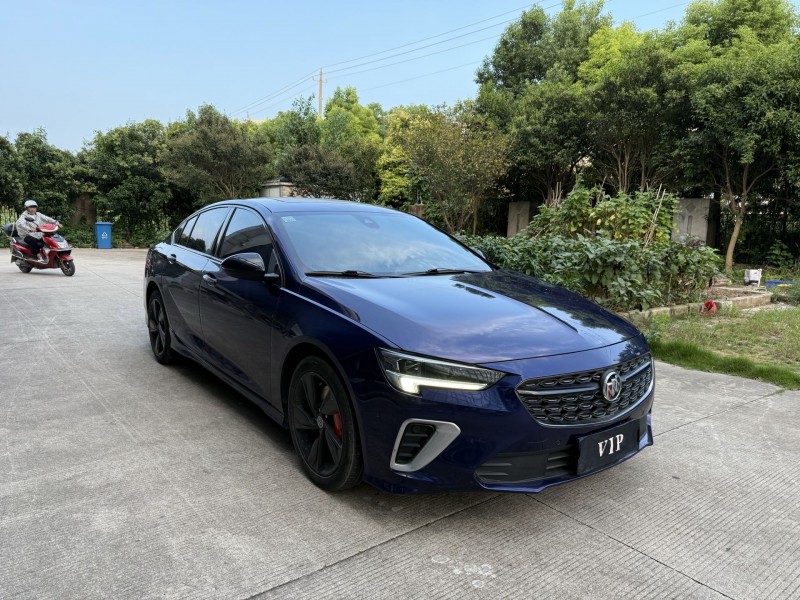 盐城21年别克君威3