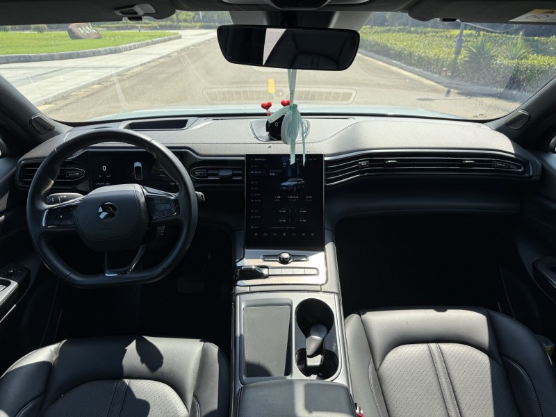 盐城21年蔚来ES64