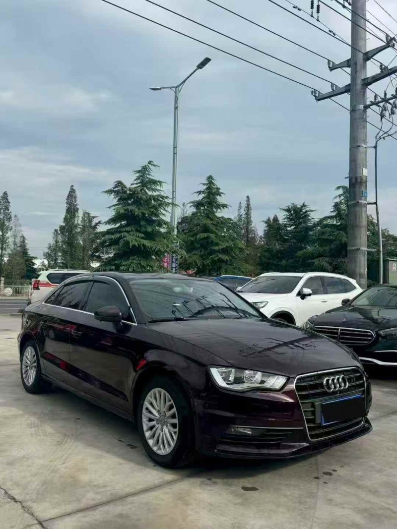 青岛16年奥迪A33