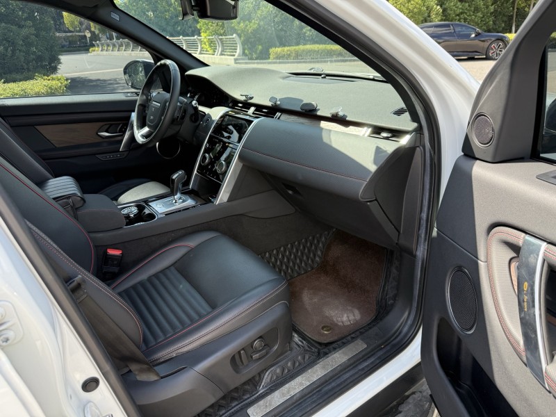 盐城21年路虎发现6