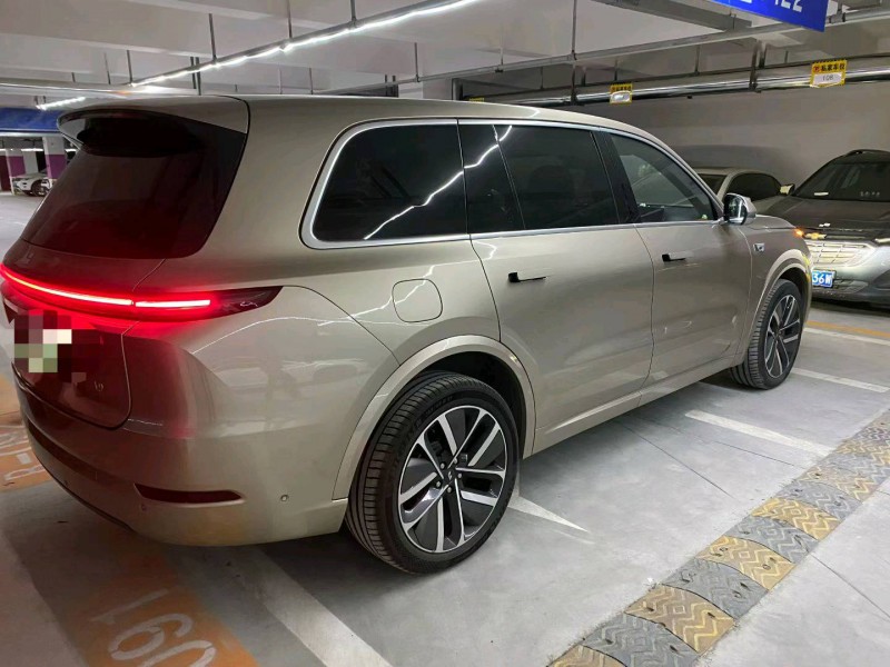 济南22年理想L95