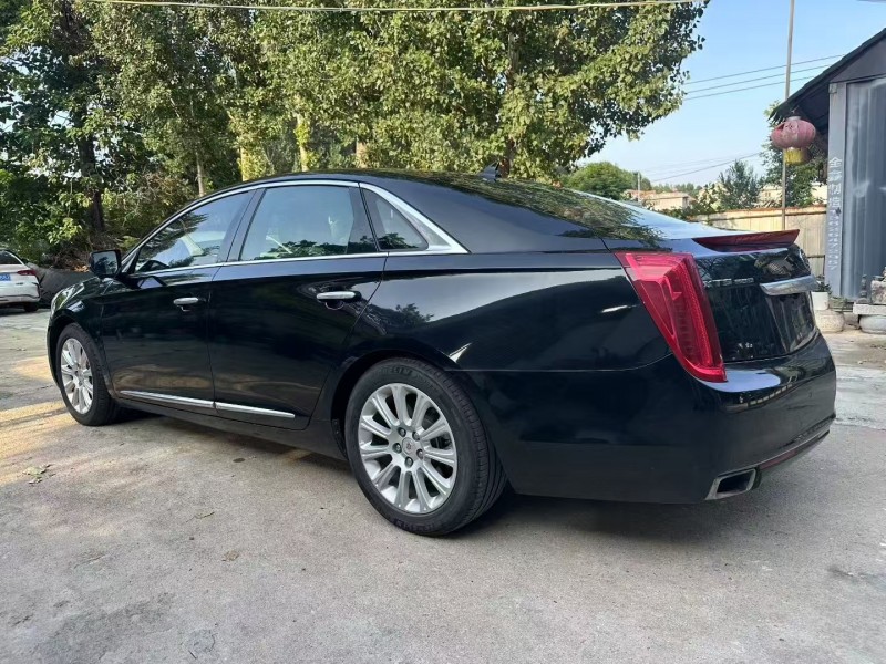 济宁14年凯迪拉克XTS8