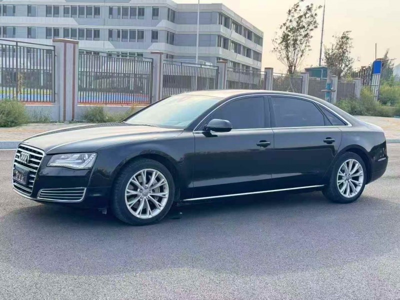 唐山15年奥迪A8L2