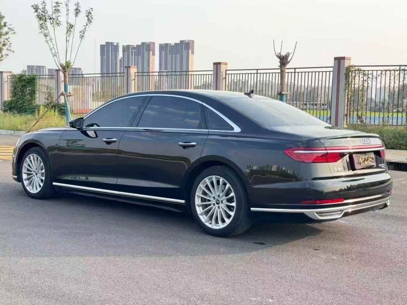 秦皇岛20年奥迪A8L7