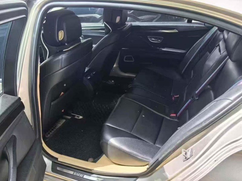 青岛13年宝马5系5