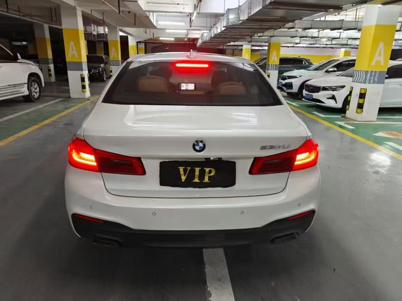 济宁20年宝马5系8