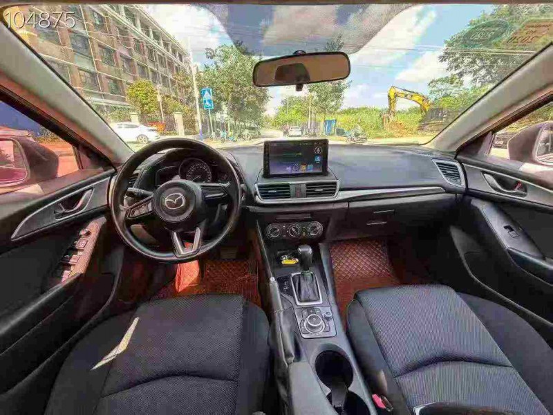 南宁18年马自达昂克赛拉5