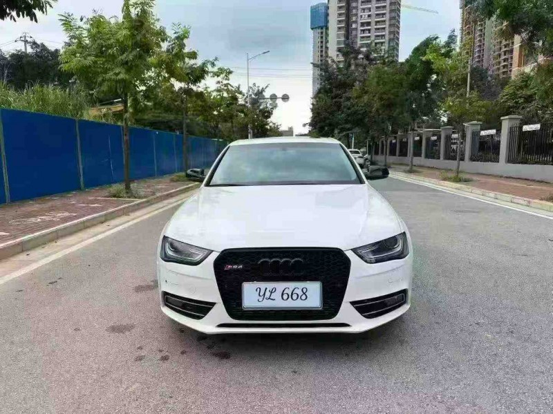 南宁13年奥迪A4L1
