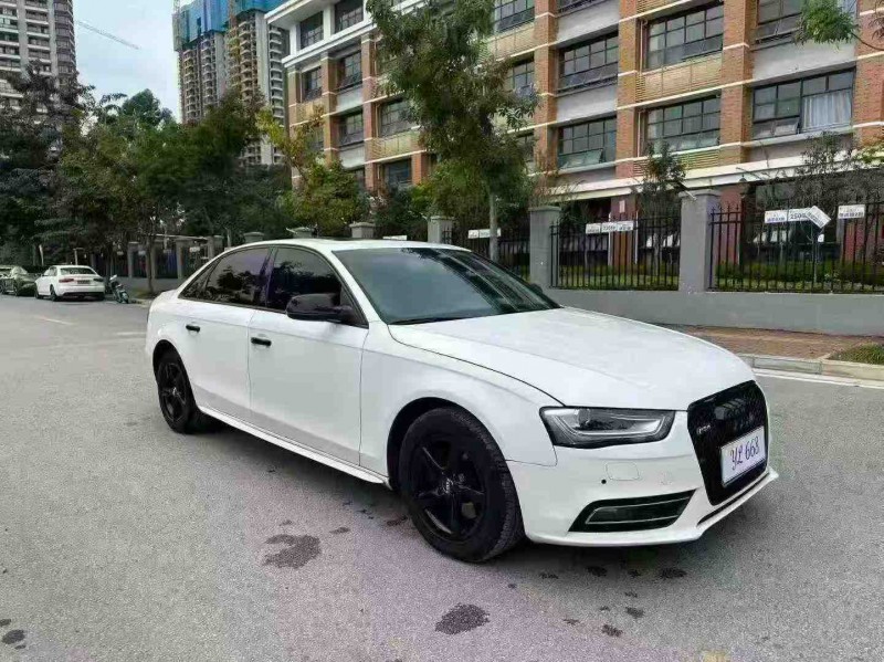 南宁13年奥迪A4L3