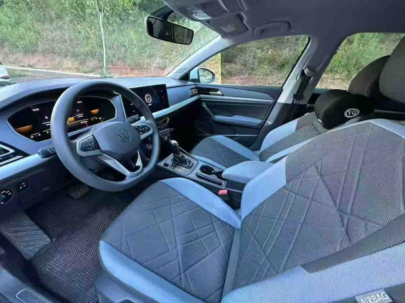 南宁22年大众朗逸4