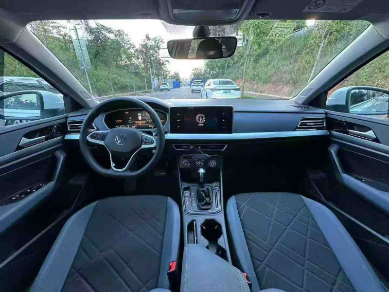 南宁22年大众朗逸5