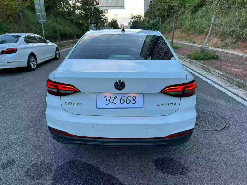 南宁22年大众朗逸9