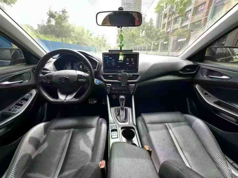 南宁19年现代菲斯塔5