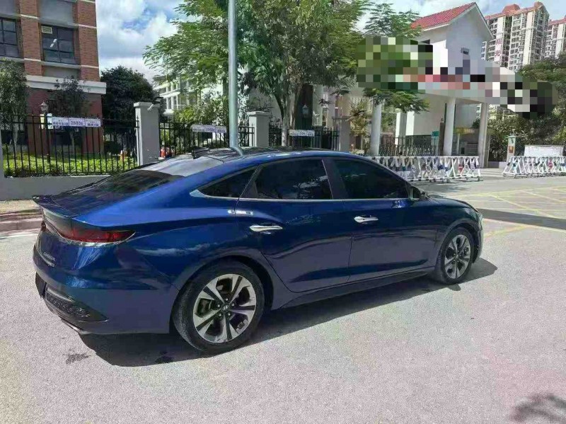 南宁19年现代菲斯塔8