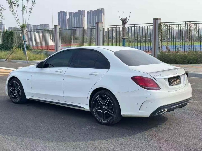 秦皇岛21年奔驰C8