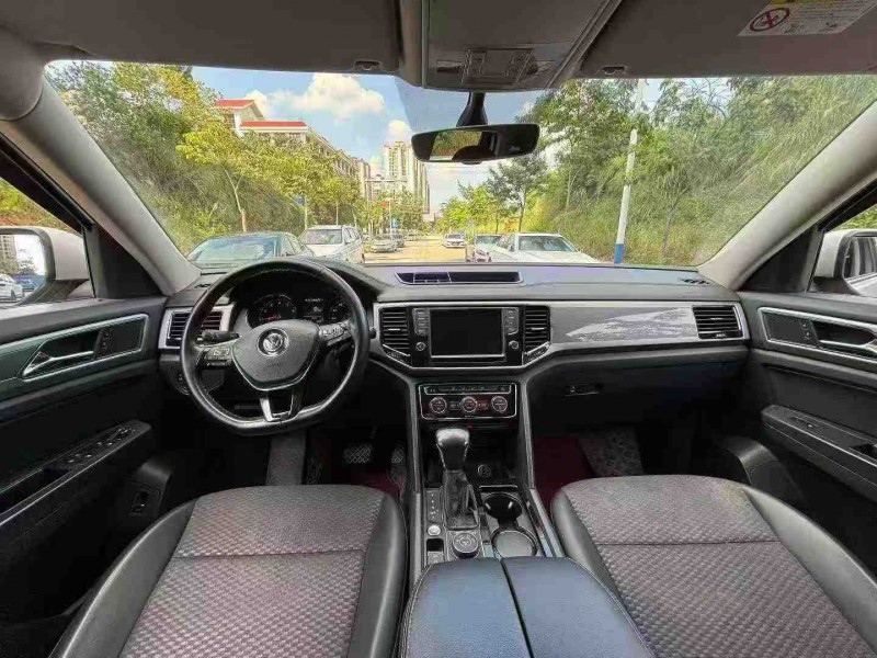 南宁17年大众途昂5