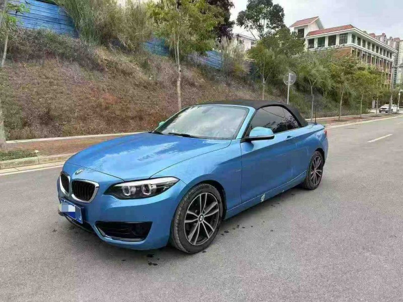 南宁18年宝马2系3