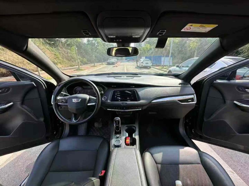 南宁20年凯迪拉克XT45