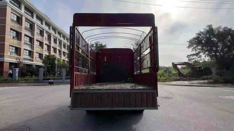 南宁22年卡车系列大运汽车5