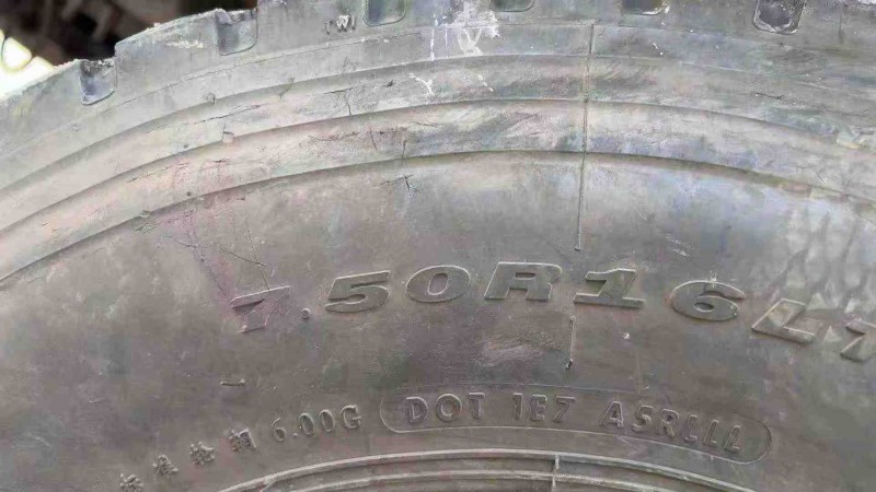 南宁22年卡车系列大运汽车6