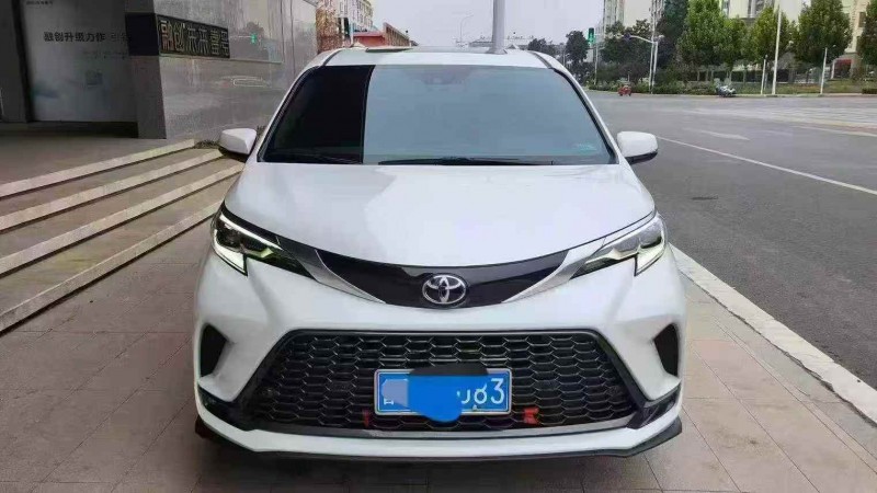 青岛24年丰田格瑞维亚1