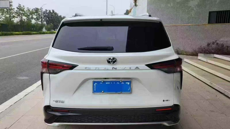 青岛24年丰田格瑞维亚9