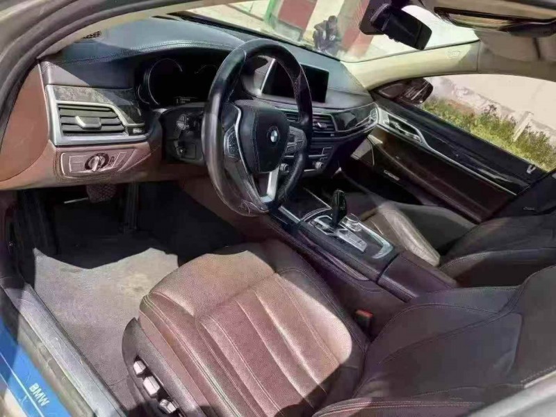 莆田17年宝马7系6