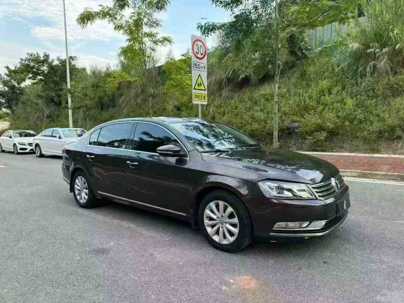 南宁15年大众迈腾2