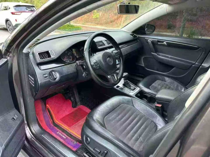 南宁15年大众迈腾4