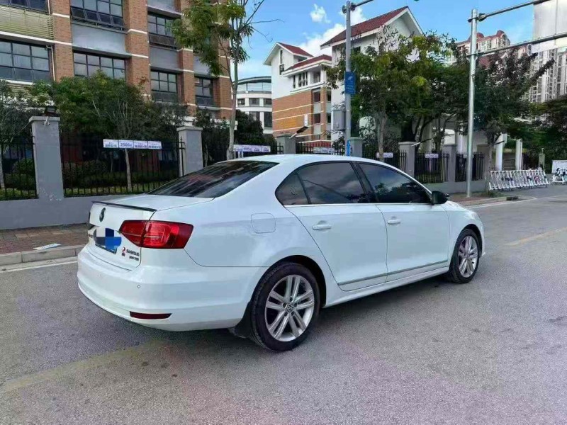 南宁18年大众速腾8