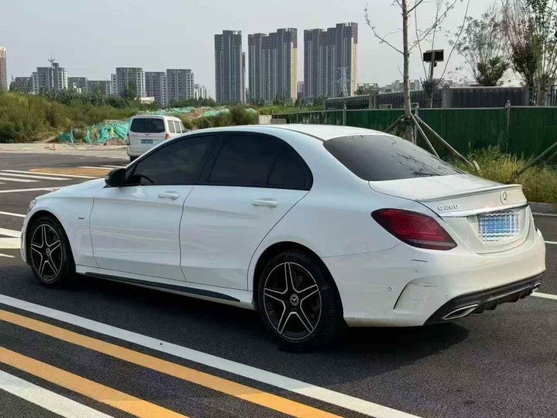唐山21年奔驰C8