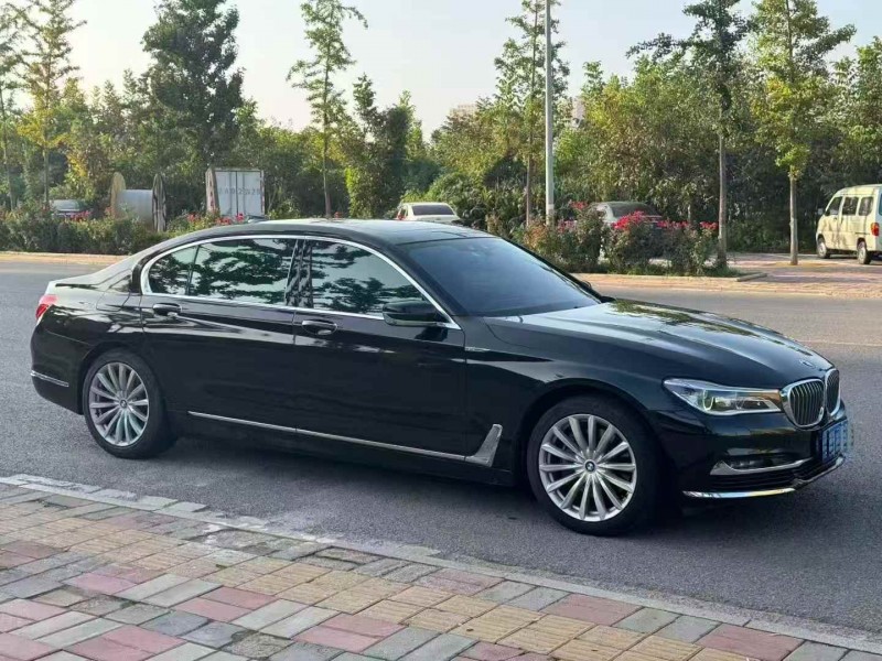 秦皇岛16年宝马7系3