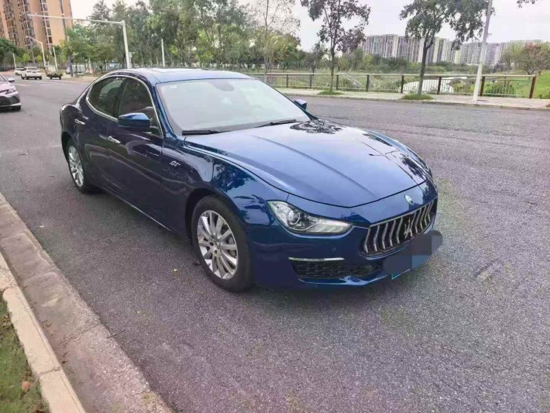 武汉23年玛莎拉蒂Ghibli3