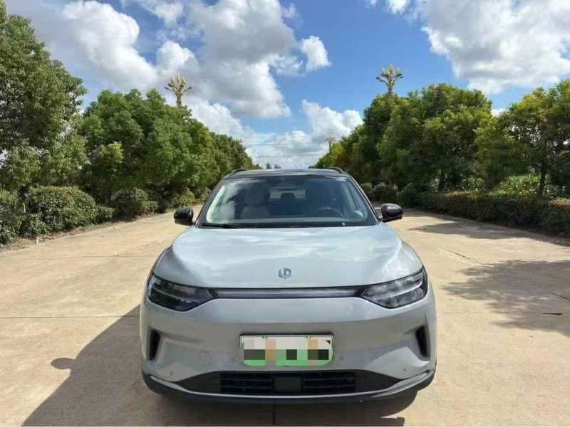 苏州24年零跑汽车C111