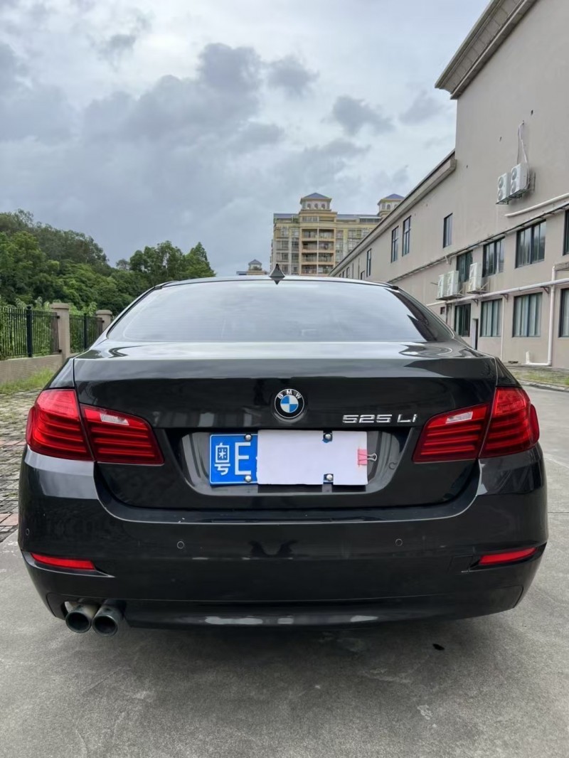 江门15年宝马5系9